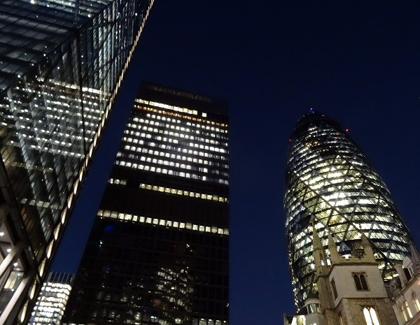 City at night: photo JS