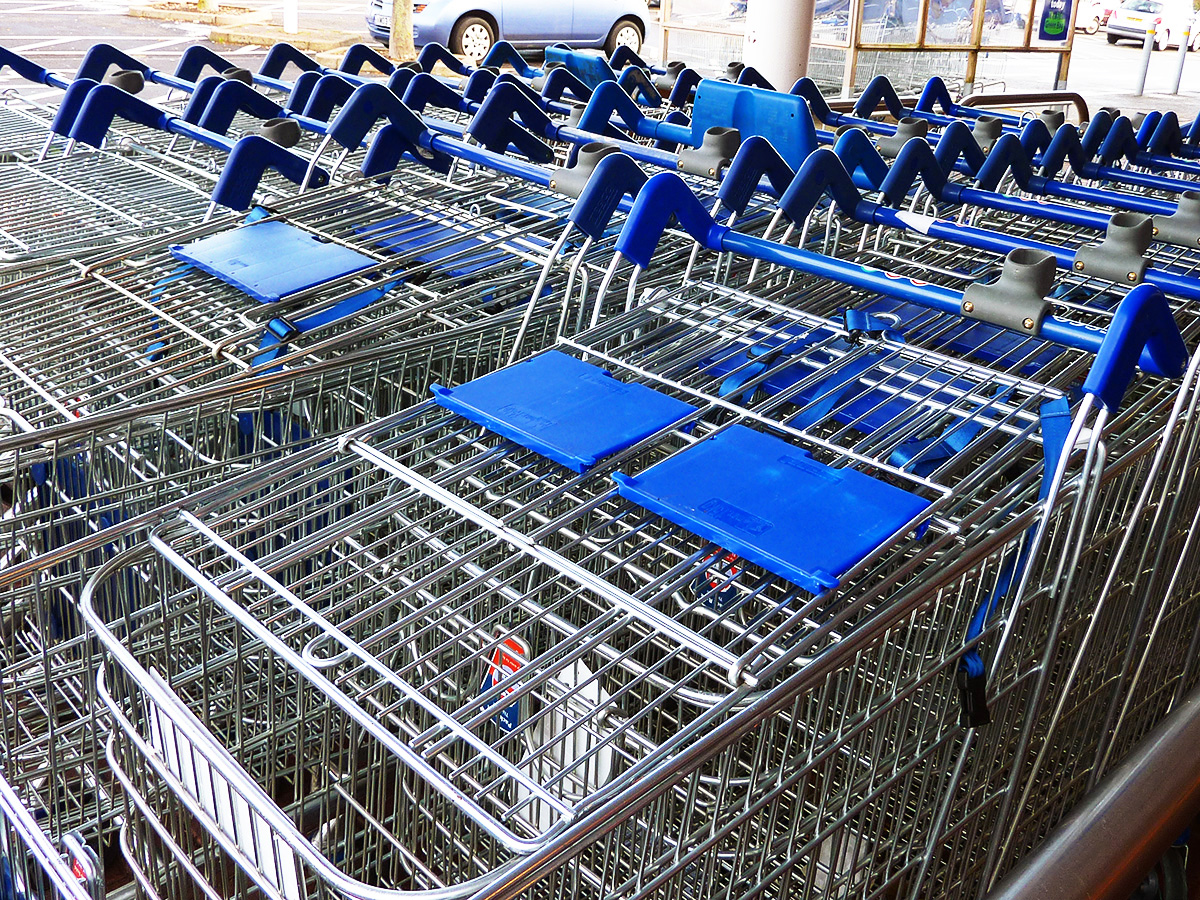 Shopping Trolley: photo JS